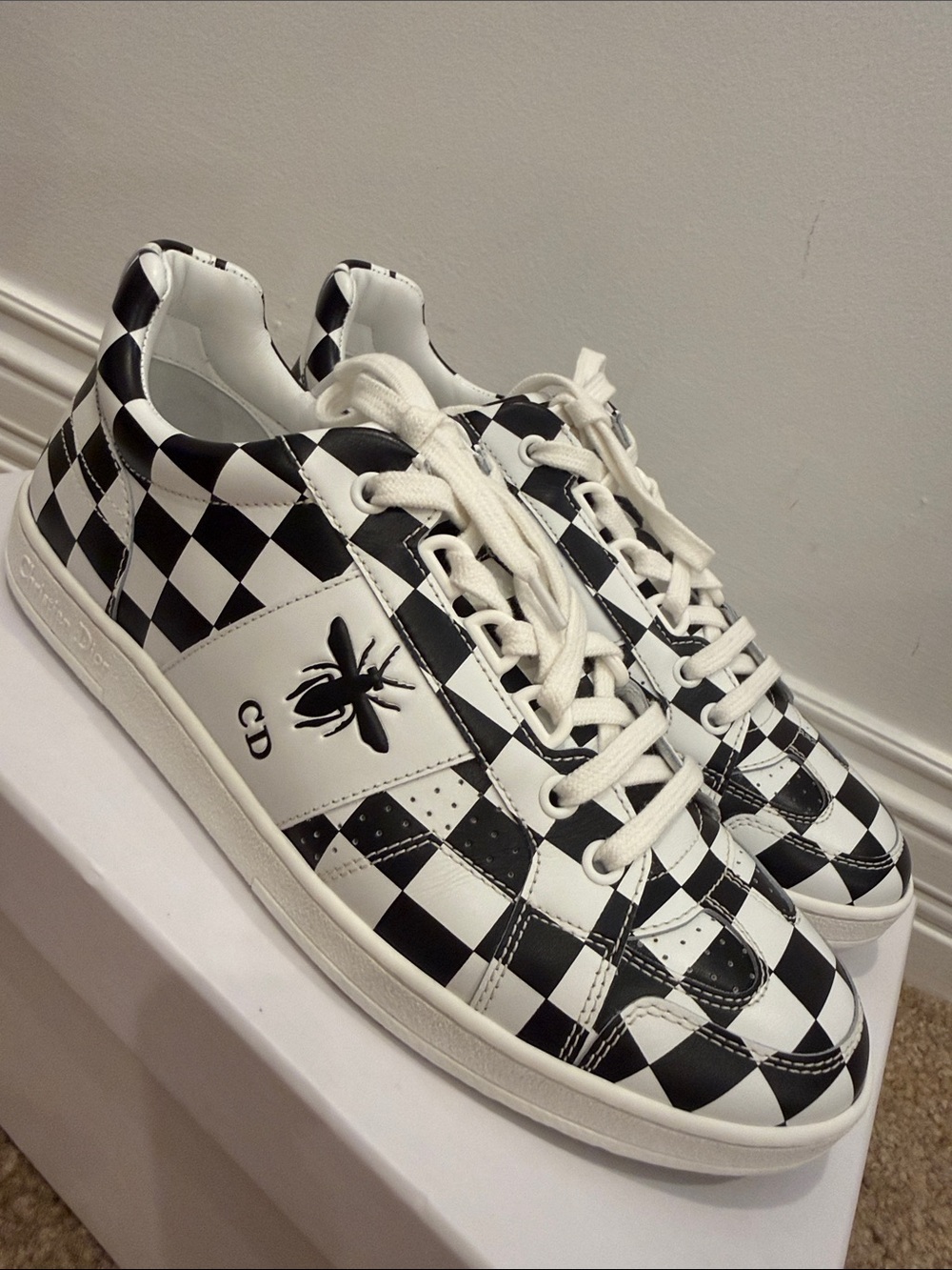 Christian Dior Checkerboard Bee Sneakers 37 – Worn Once – Rare Edition